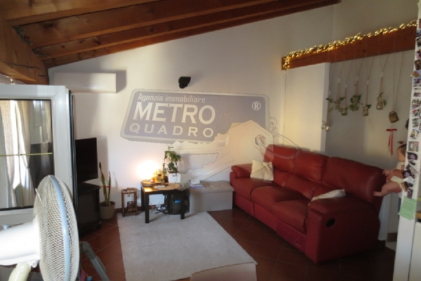 salotto - APPARTAMENTO THIENE (VI) CENTRO 